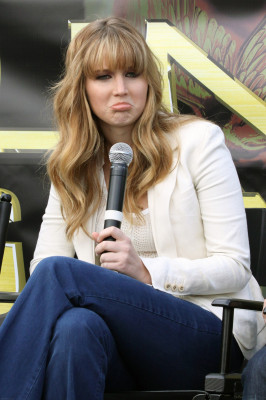 photo 5 in Jennifer Lawrence gallery [id524635] 2012-06-19 00:00:00