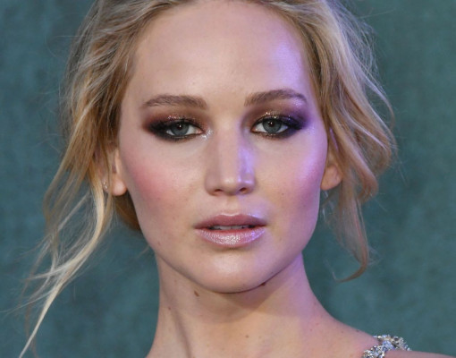 Jennifer Lawrence – “Mother” Premiere in London, UK