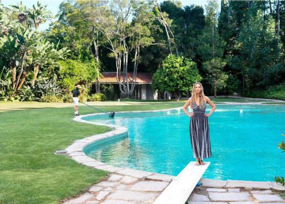 Jennifer Lawrence by Tina Barney for Vogue (October 2022)