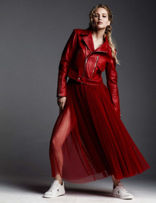 Jennifer Lawrence – Yo Dona, December 2016 