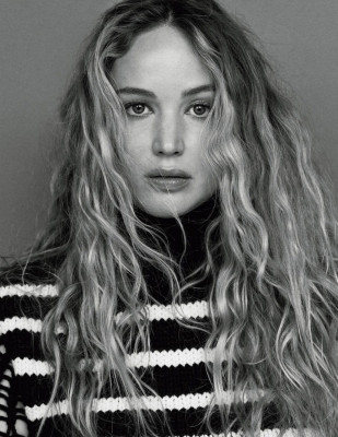 Jennifer Lawrence by Daniel Jackson for Marie Claire España (Dec 2021)