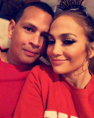 Jennifer Lopez - Social Media Pic 01/01/2019