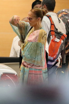 Jennifer Lopez - Soho House in West Hollywood 06/02/2021