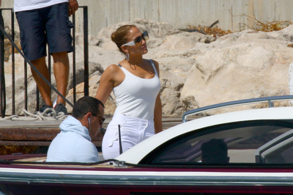Jennifer Lopez - Saint-Tropez 09/02/2019
