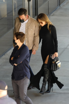 Jennifer Lopez - Pacific Design Center in West Hollywood 10/03/2021
