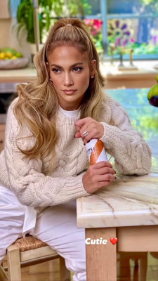 Jennifer Lopez - Super Coffee Campaign 09/04/2020