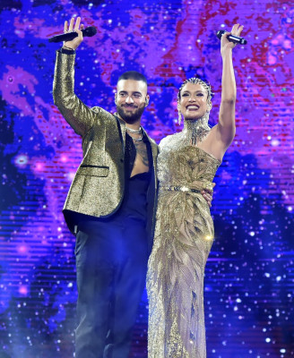 Jennifer Lopez - Maluma Show in New York 10/04/2019