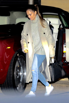 Jennifer Lopez - Nobu Restaurant in Malibu 01/05/2019