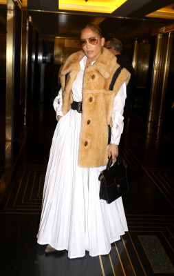 Jennifer Lopez - SNL in New York 12/05/2019