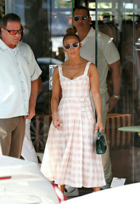 Jennifer Lopez - Cannes 09/06/2019