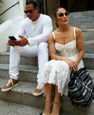 Jennifer Lopez in Capri, Italy 08/07/2018