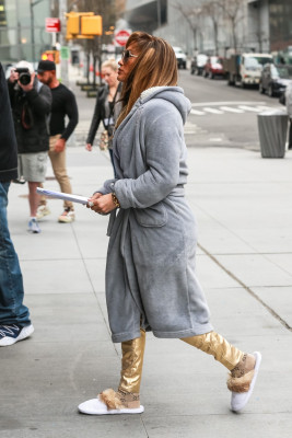 Jennifer Lopez - Hustlers On The Set in New York 04/08/2019