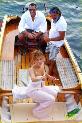 Jennifer Lopez in Capri, Italy 08/10/2018