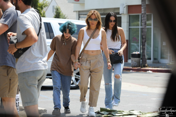 Jennifer Lopez - Beverly Hills 07/13/2021