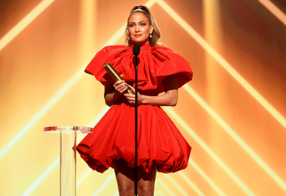 Jennifer Lopez - E! Peoples Choice Awards in Santa Monica 11/15/2020