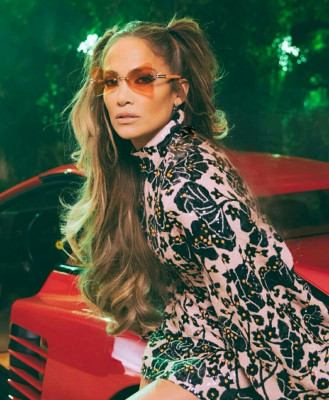 Jennifer Lopez - Music Video Te Guste (2018)