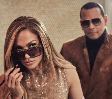Jennifer Lopez - JLOxQUAY (2019)