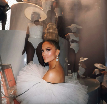 Jennifer Lopez - Music Video Medicine (2019)