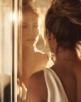 Jennifer Lopez - JLoBeauty 2020
