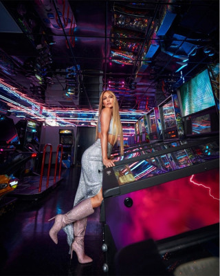 Jennifer Lopez by Greg Swales for DSW Fall 2021 Campaign