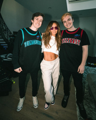 Jennifer Lopez - Music Video 'On My Way' (TELYKast Remix) On Set 01/03/2022