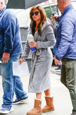 Jennifer Lopez - Hustlers On The Set in New York 04/22/2019
