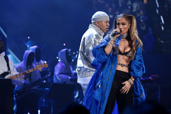Jennifer Lopez - Rock & Roll Hall Of Fame Induction Ceremony (Show) 10/30/2021