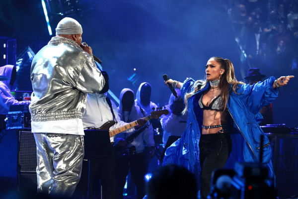 Jennifer Lopez - Rock & Roll Hall Of Fame Induction Ceremony (Show) 10/30/2021