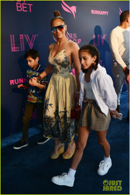 Jennifer Lopez - Pegasus World Cup in Miami 01/25/2020
