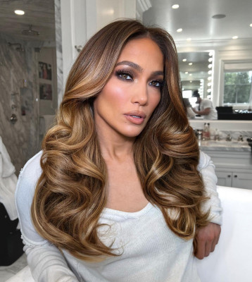 Jennifer Lopez - Los Angeles 01/29/2022