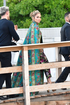 Jennifer Lopez - Dolce &amp; Gabbana Show in Venice 08/29/2021