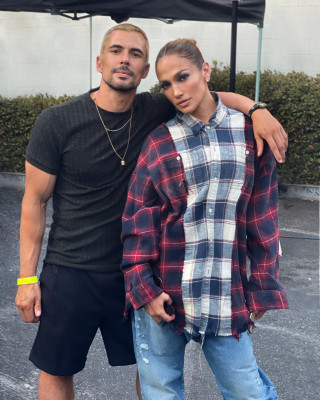 Jennifer Lopez - 10/29/2021