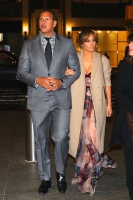 Jennifer Lopez – Out for Dinner in New York 