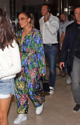 Jennifer Lopez - Swanky Restaurant in Tel Aviv 07/31/2019
