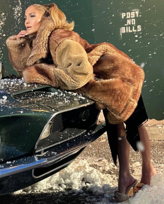 Jennifer Lopez