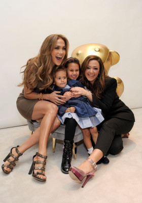 photo 9 in Jennifer Lopez gallery [id317318] 2010-11-24 00:00:00