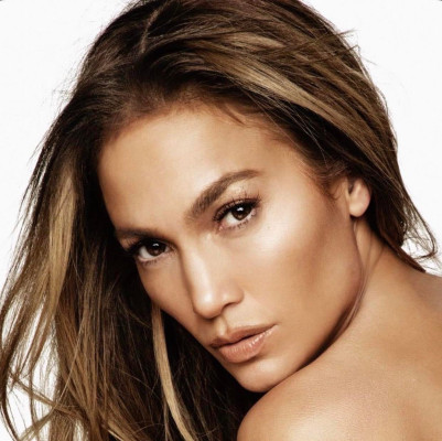 Jennifer Lopez - JLo Beauty (2022)