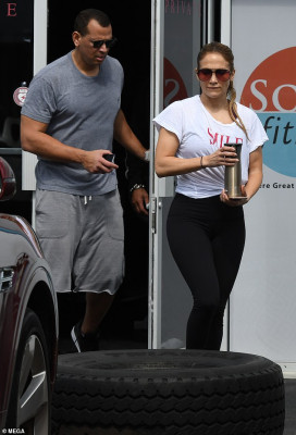 Jennifer Lopez pic #1143635