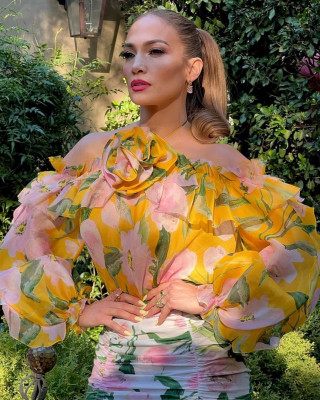 Jennifer Lopez 