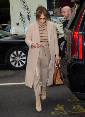 Jennifer Lopez pic #1011098