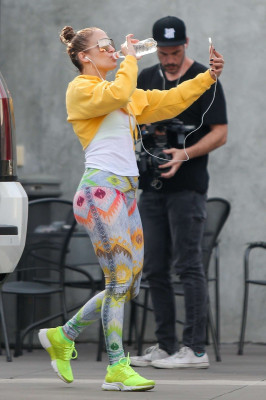 Jennifer Lopez – Arrives at the studio in Los Angeles