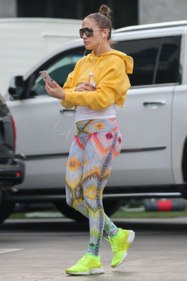 Jennifer Lopez – Arrives at the studio in Los Angeles