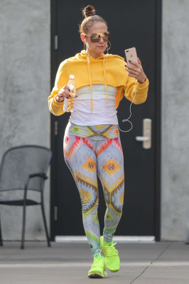 Jennifer Lopez – Arrives at the studio in Los Angeles