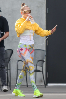 Jennifer Lopez – Arrives at the studio in Los Angeles