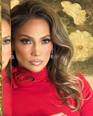 Jennifer Lopez – Social Media Photos