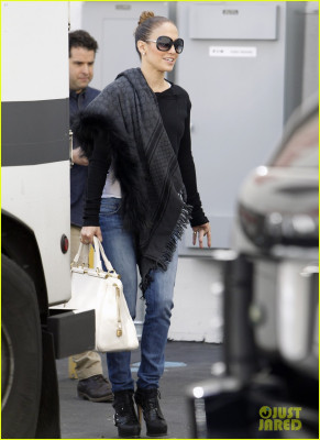 photo 25 in Jennifer Lopez gallery [id493864] 2012-04-08 00:00:00