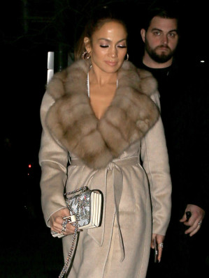 Jennifer Lopez – Headed to Neiman Marcus in West Hollywood