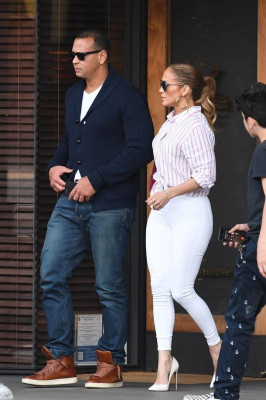 photo 25 in Jennifer Lopez gallery [id1006539] 2017-10-26 00:00:00