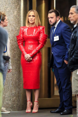 Jennifer Lopez - &#039;Marry Me&#039; On Set in New York 10/02/2019