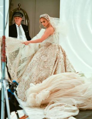 Jennifer Lopez - &#039;Marry Me&#039; On Set in New York 10/17/2019